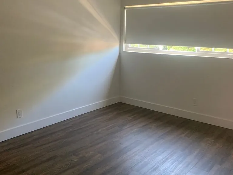 472 D Ave — Photo 15