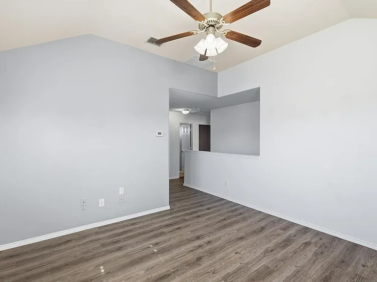 832 Santa Rosa Dr — Photo 13