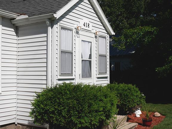 3rd image of 418 E Church Ave