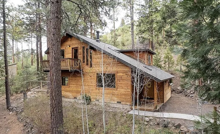 626 Bear Valley Rd — Photo 1