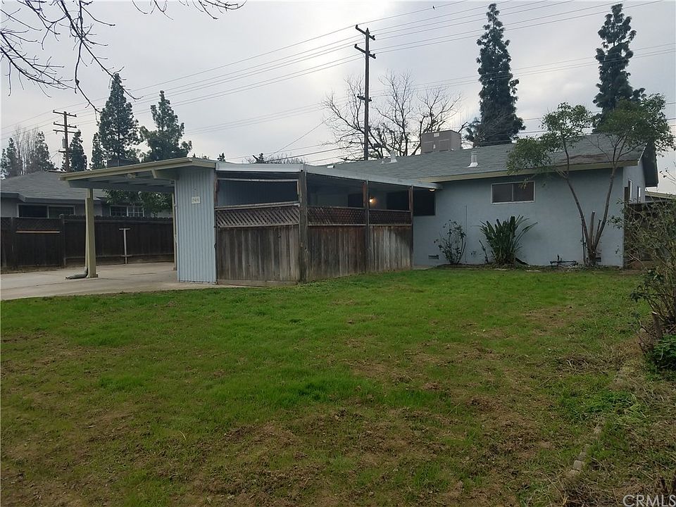 1st image of 909 W Swift Ave