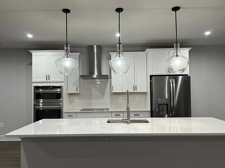 2735 Saint Elias Dr #B — Photo 2