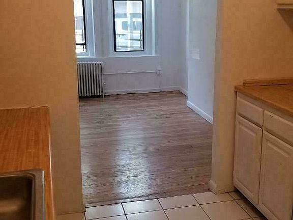 2nd image of 419 E 81st St APT 1B