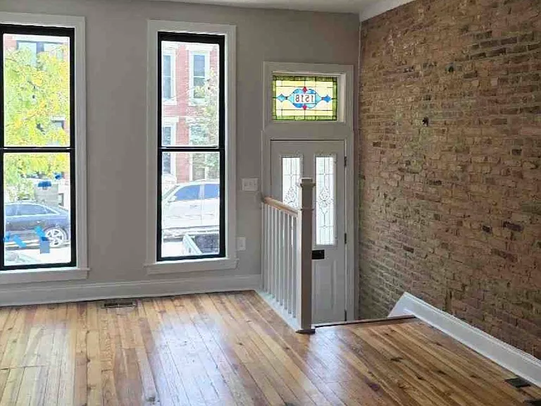 1518 Covington St — Photo 3