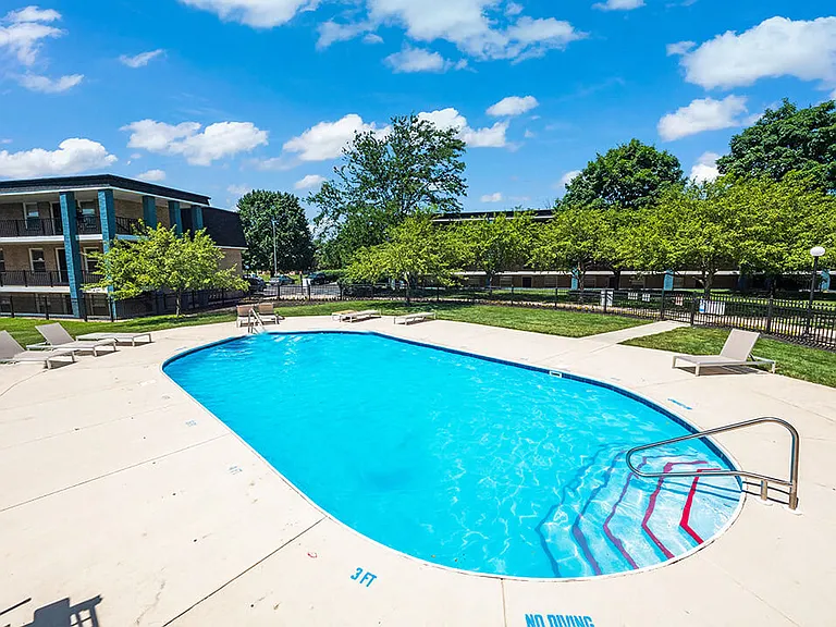 Sparkling Swimming Pool!