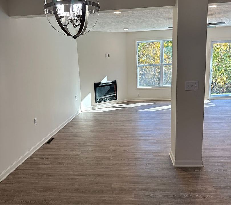 Creekwood Townhomes 1515 Red Fern Dr Farmington NY Zillow