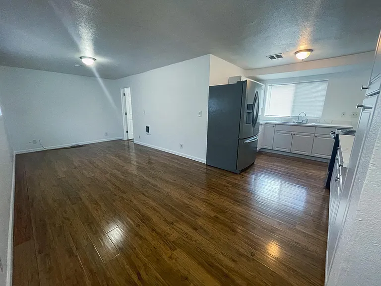 5502 S Alaska St #B — Photo 10