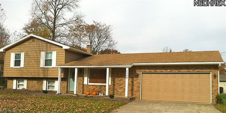 1st image of 2306 Oak Trace St