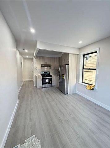 1st image of 2641 Harway Ave APT 1