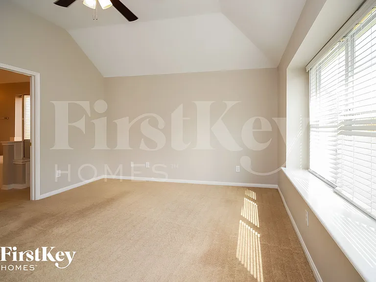 11507 Chippewa Ridge Ct — Photo 8