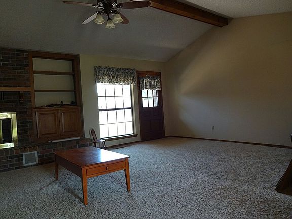 5th image of 1503 S Berkshire Dr
