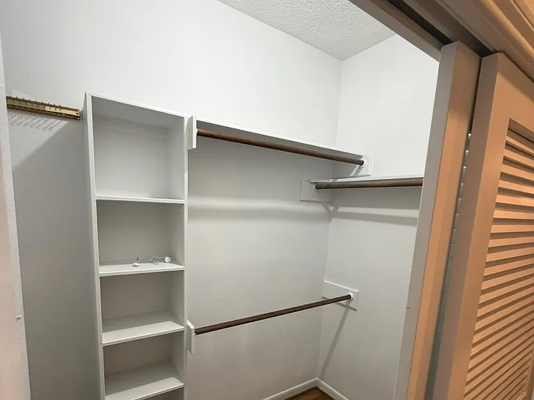 7218 Holder Forest Ct — Photo 7