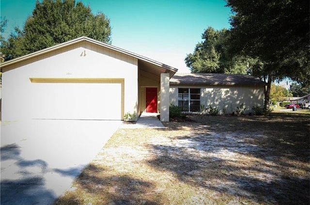 1st image of 3904 Oak Hammock Dr