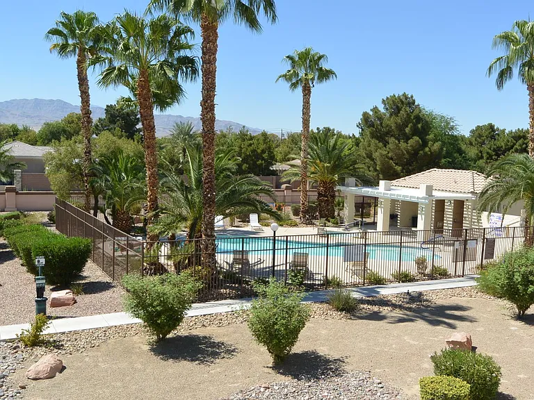 7211 Indian Creek Ln #203 — Photo 25