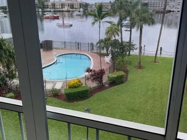 2200 Diana Dr APT 315, Hallandale, FL 33009