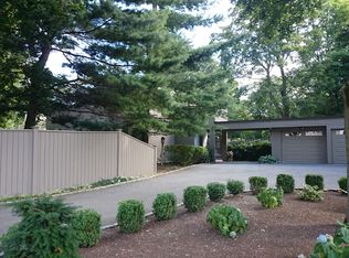 462 Beacon St, Newton, MA 02467