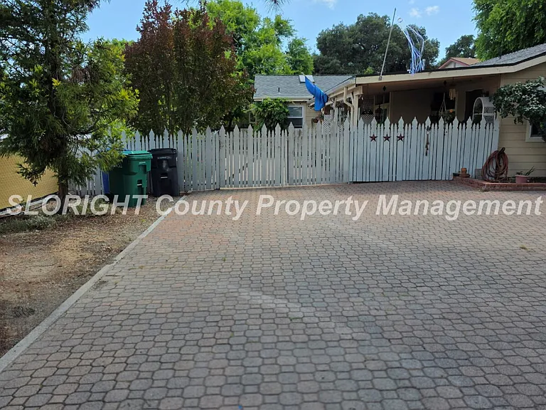 4810 Estrada Ave — Photo 12