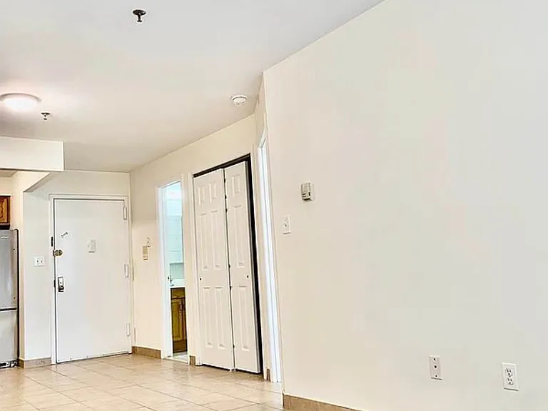 84-19 Lander St #2B — Photo 3