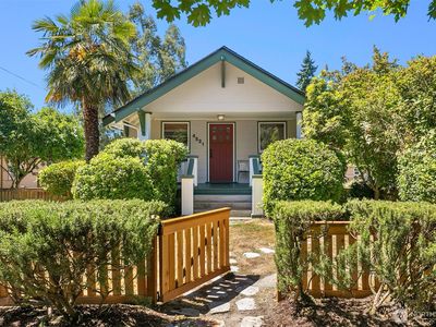4521 47th Avenue SW, Seattle, WA, 98116