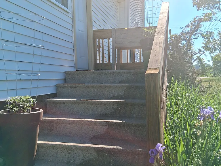 2643 N Kirk Rd — Photo 54