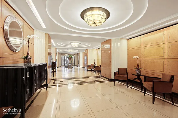 Rented by Sotheby's International Realty | media 38