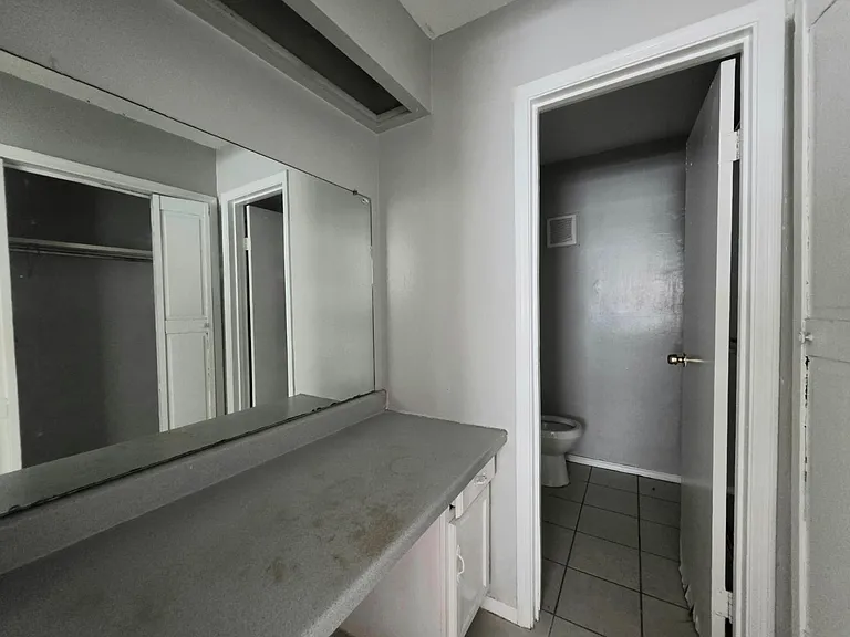 6300 N 11th St #26 — Photo 3