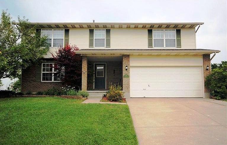 1st image of 360 Belmont Ct