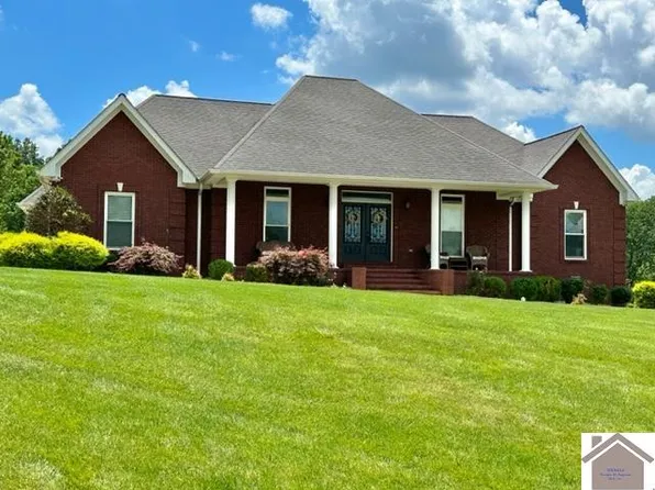 267 Masters Cir, Benton, KY 42025