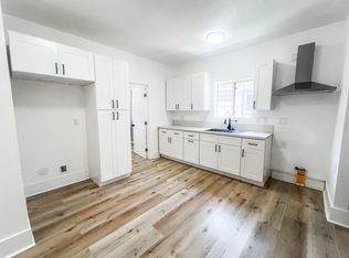 1322 E 43rd Pl, Los Angeles, CA 90011