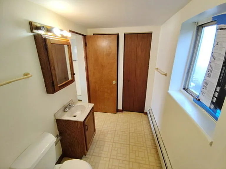 218 Butler St — Photo 10