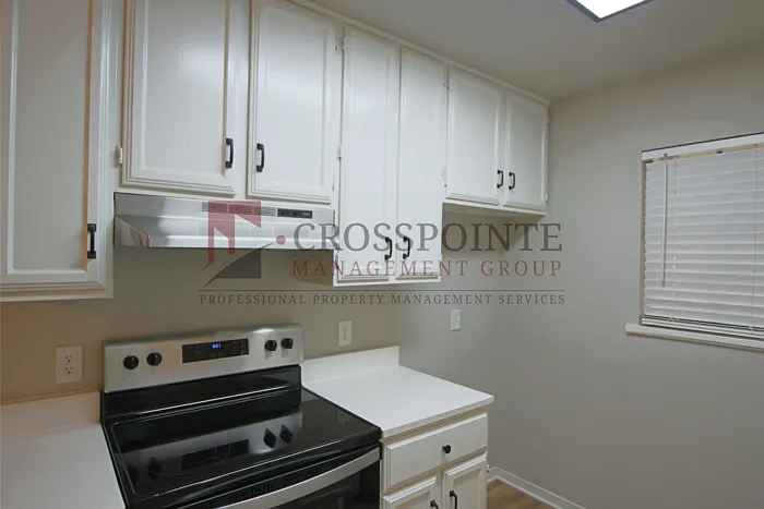12336 Chapman Rd — Photo 5