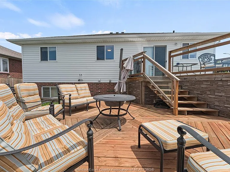 398 Poplar Dr — Photo 39