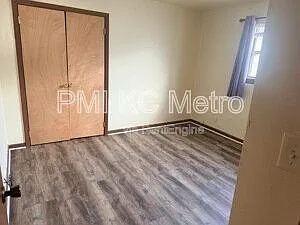 102 E Sunrise Dr — Photo 9