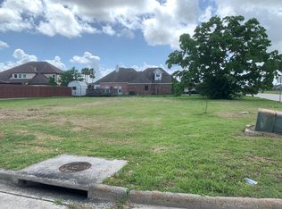 7002 Kelliwood Dr, Port Arthur, TX 77642