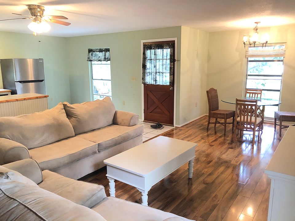 Open Living Room, Kitchen and Dining Room