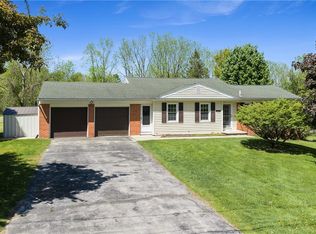 7277 McDonald Dr, Lima, NY 14485