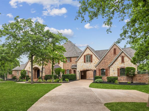 1205 Saddlebrook Way, Bartonville, TX 76226