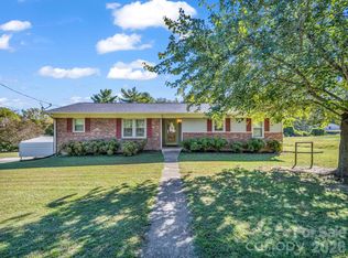292 Bridges Dr, Forest City, NC 28043