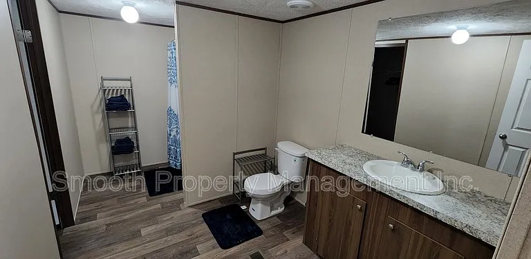 7812 Fleetwood Dr — Photo 11