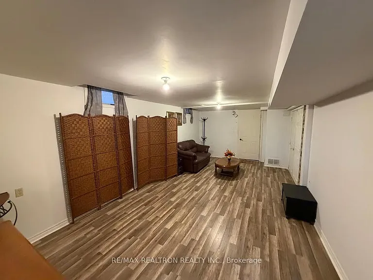 5 Lamar St #BASEMENT — Photo 2