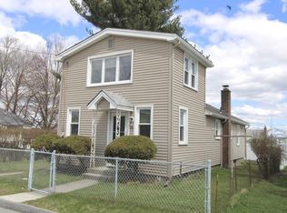 15 Turin Rd, Worcester, MA 01604