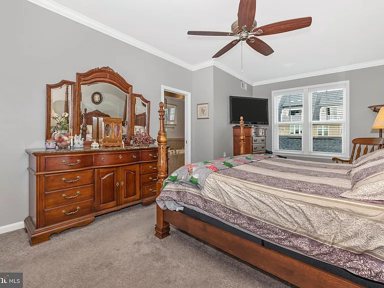 619 Blandwood Rd — Photo 17