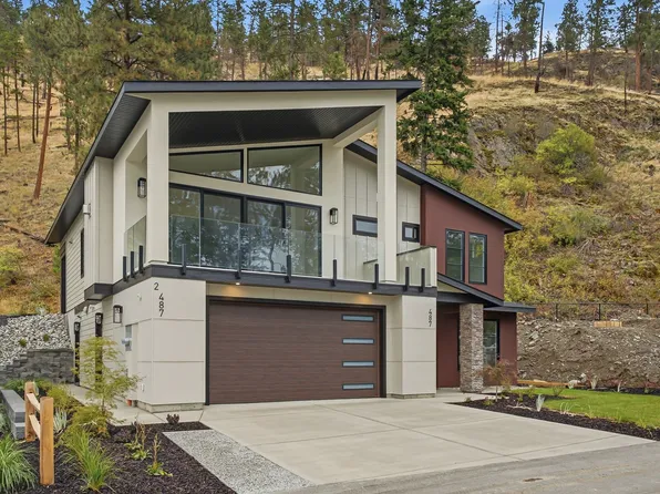 487 Clifton Rd N, Kelowna, BC V1V 1A2