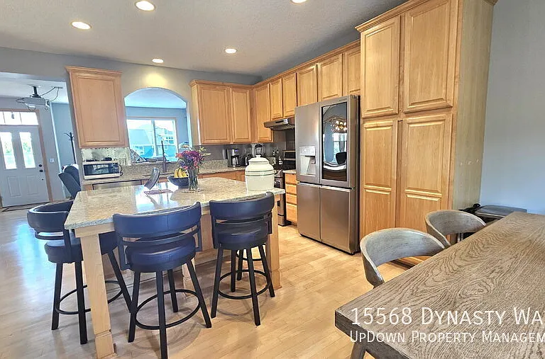 15568 Dynasty Way — Photo 3
