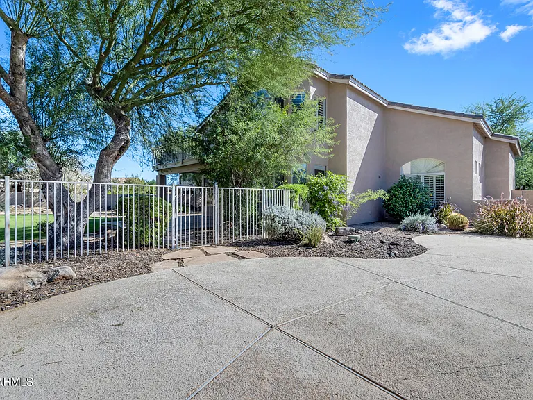4302 E Mossman Rd — Photo 65