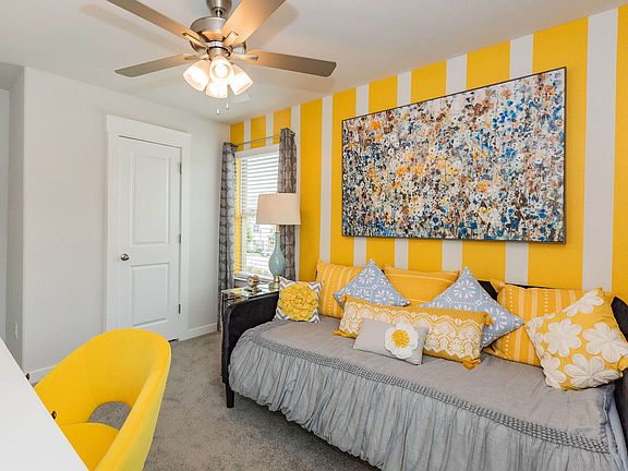 3rd image of 7420 Parco Pl #7420