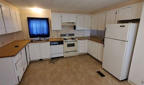 3rd image of 210 Nall Ave Trailer 19