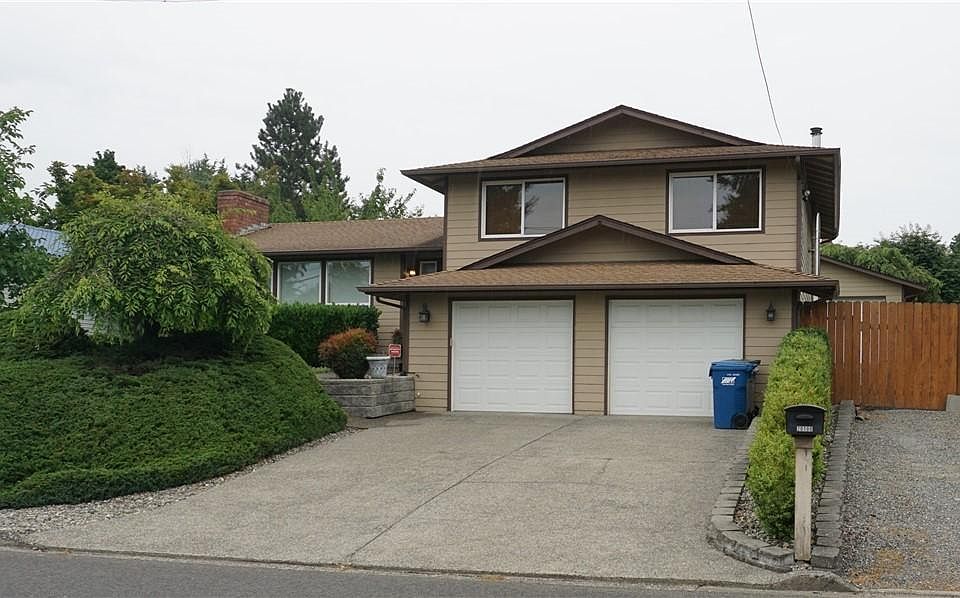 1st image of 20500 95th Ave S