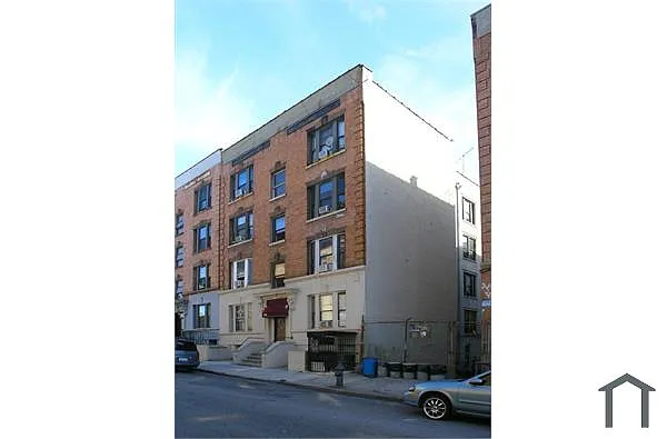 Building Photo - 943 E 179th St