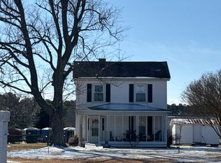 2088 Tabernacle Rd, Mathews, VA 23109